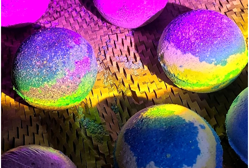 제주도의 향기를 담아내는 배쓰밤 제작 경험하기